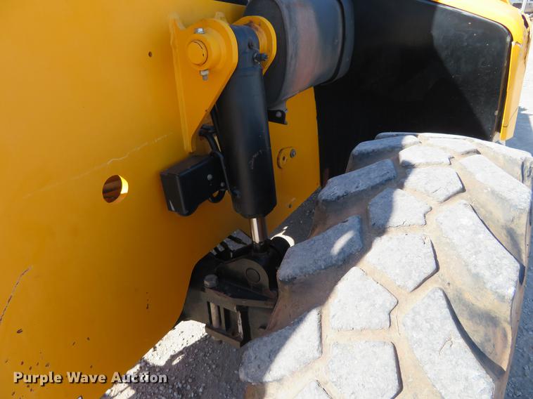 image for item EJ9583 2013 JCB 509-42 telehandler