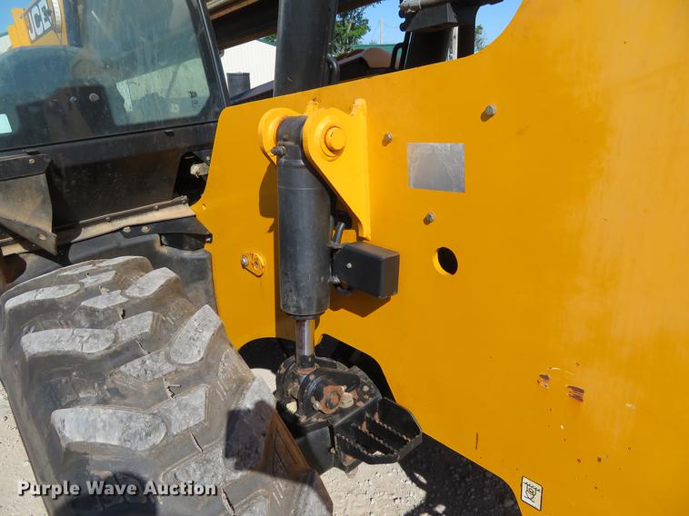 image for item EJ9583 2013 JCB 509-42 telehandler