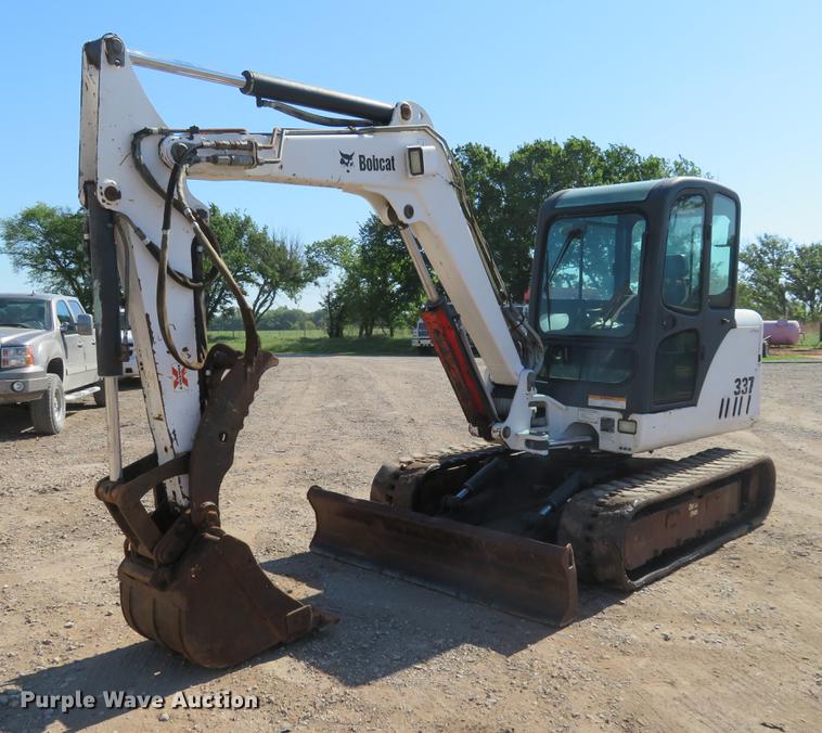 image for item EJ9585 2007 Bobcat 337G mini excavator