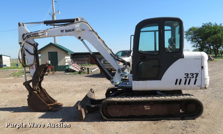 image for item EJ9585 2007 Bobcat 337G mini excavator