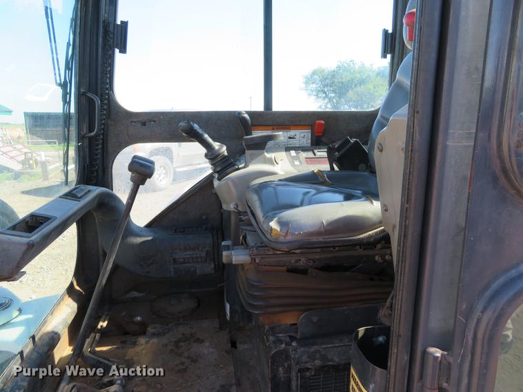 image for item EJ9585 2007 Bobcat 337G mini excavator