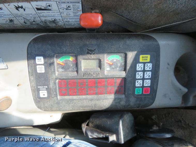 image for item EJ9585 2007 Bobcat 337G mini excavator