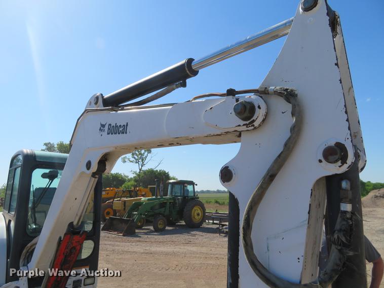image for item EJ9585 2007 Bobcat 337G mini excavator