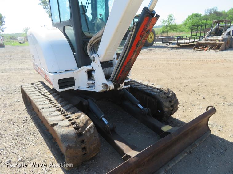 image for item EJ9585 2007 Bobcat 337G mini excavator