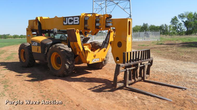 image for item EJ9586 2012 JCB 510-56 telehandler