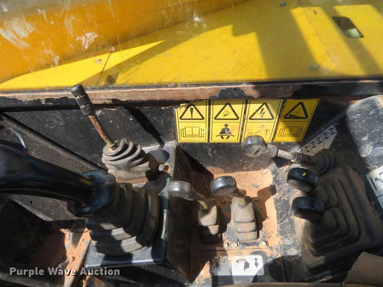 image for item EJ9586 2012 JCB 510-56 telehandler