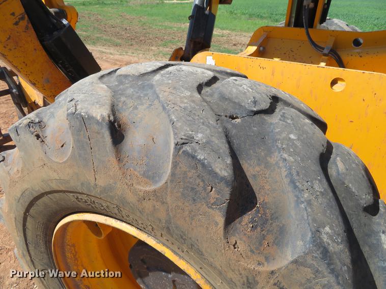 image for item EJ9586 2012 JCB 510-56 telehandler