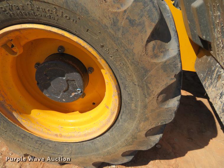 image for item EJ9586 2012 JCB 510-56 telehandler