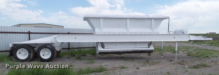 image for item EN9559 1981 Multech bottom dump trailer