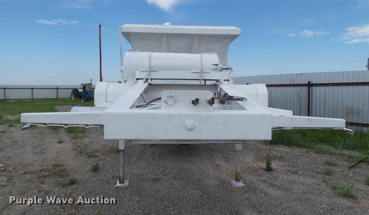 image for item EN9559 1981 Multech bottom dump trailer