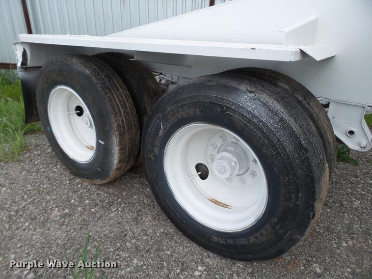image for item EN9559 1981 Multech bottom dump trailer