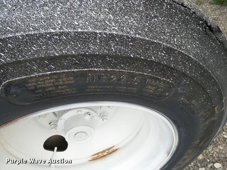 image for item EN9559 1981 Multech bottom dump trailer