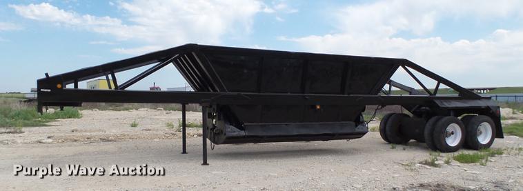image for item EN9561 1990 Freuhauf DES-M2-M20/90A bottom dump trailer