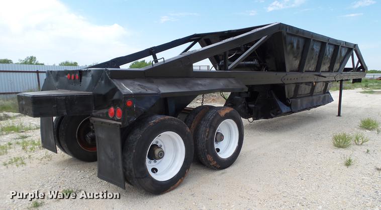 image for item EN9561 1990 Freuhauf DES-M2-M20/90A bottom dump trailer