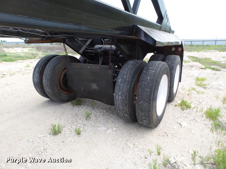 image for item EN9561 1990 Freuhauf DES-M2-M20/90A bottom dump trailer