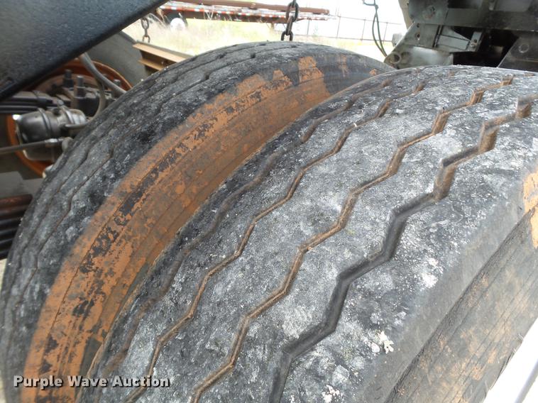 image for item EN9561 1990 Freuhauf DES-M2-M20/90A bottom dump trailer