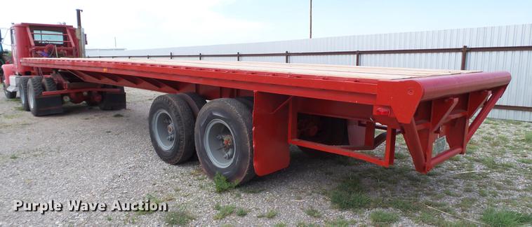 image for item EN9563 2013 Road Boss equipment trailer