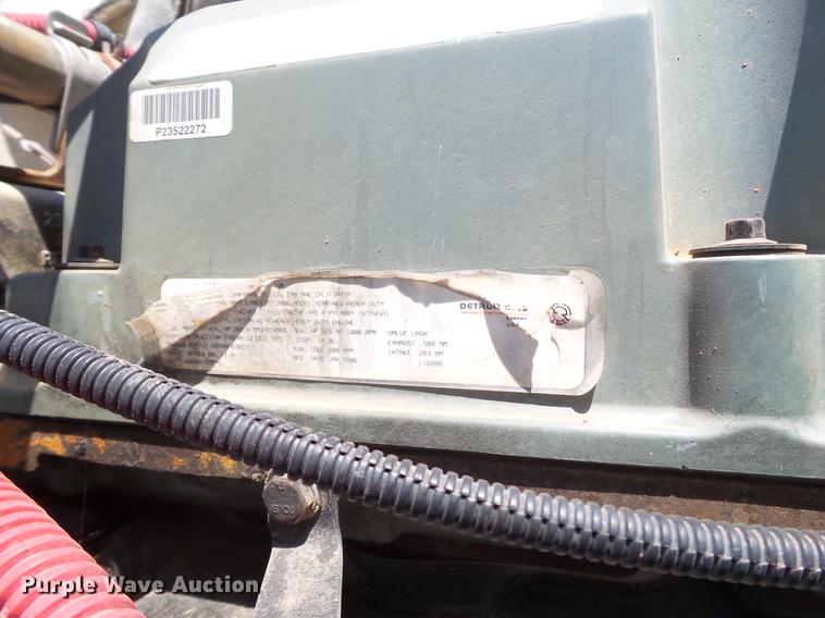 image for item EN9568 2006 Freightliner FLD120 SD semi truck