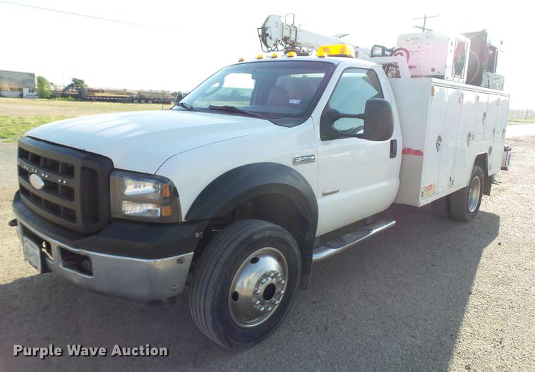 image for item EN9584 2007 Ford F550 Super Duty service truck