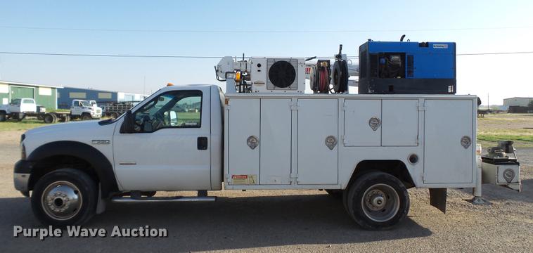 image for item EN9584 2007 Ford F550 Super Duty service truck