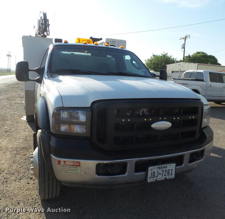 image for item EN9584 2007 Ford F550 Super Duty service truck