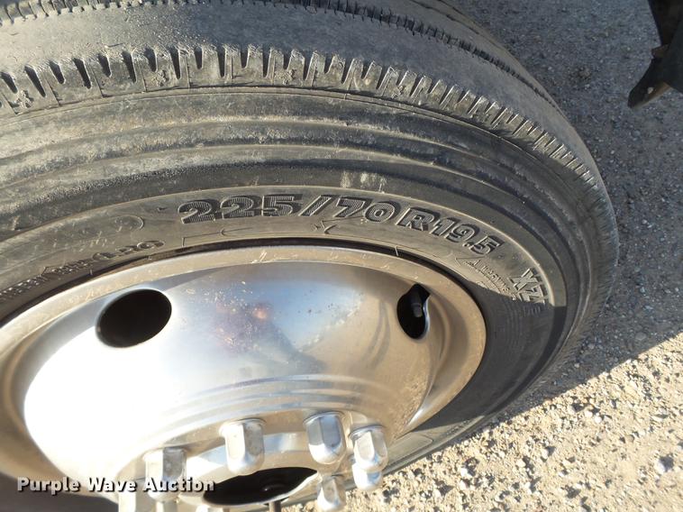 image for item EN9584 2007 Ford F550 Super Duty service truck