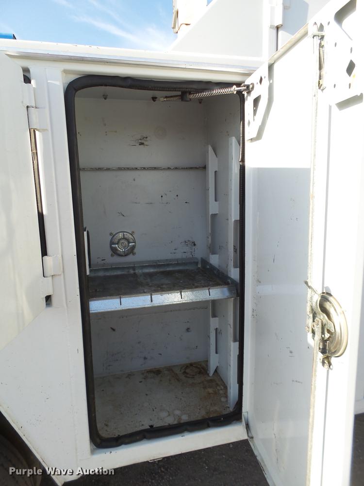 image for item EN9584 2007 Ford F550 Super Duty service truck