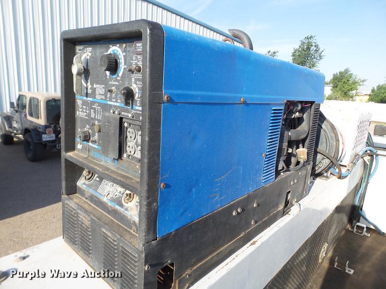 image for item EN9584 2007 Ford F550 Super Duty service truck