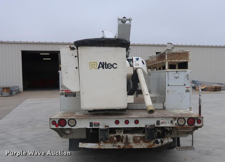 image for item EP9338 2000 Ford F650 bucket truck