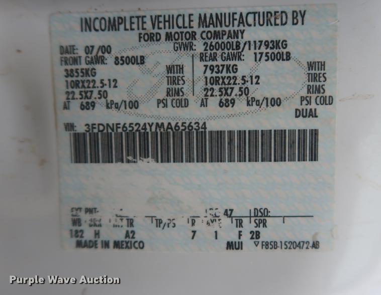 image for item EP9338 2000 Ford F650 bucket truck