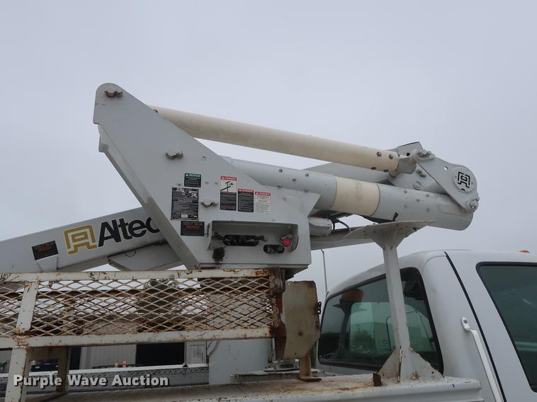 image for item EP9338 2000 Ford F650 bucket truck