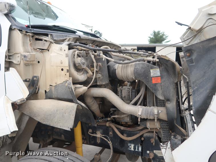 image for item EP9338 2000 Ford F650 bucket truck