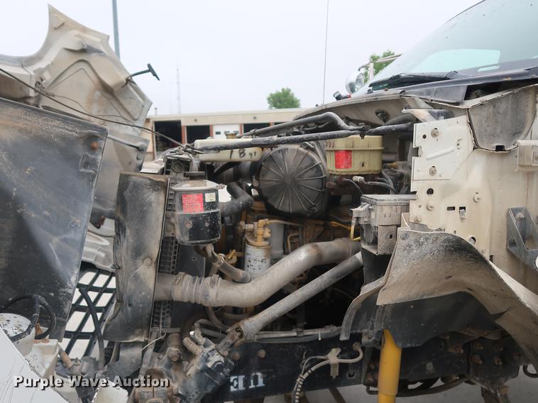 image for item EP9338 2000 Ford F650 bucket truck