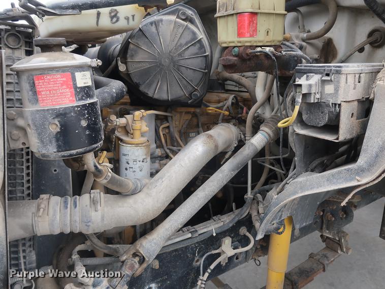 image for item EP9338 2000 Ford F650 bucket truck