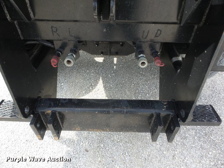 image for item J8510 1998 Mack RD688S dump truck