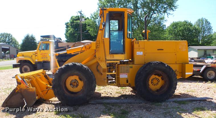 image for item J8514 1991 Dresser 515C wheel loader
