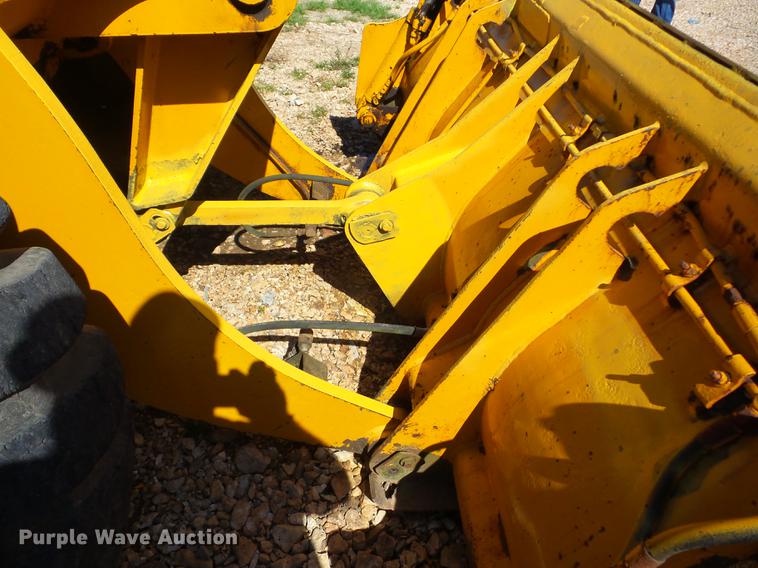 image for item J8514 1991 Dresser 515C wheel loader