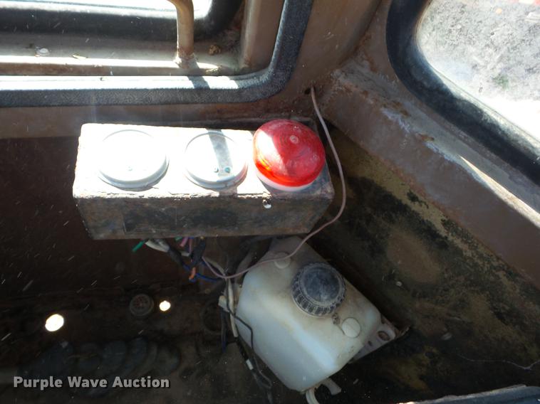 image for item J8514 1991 Dresser 515C wheel loader