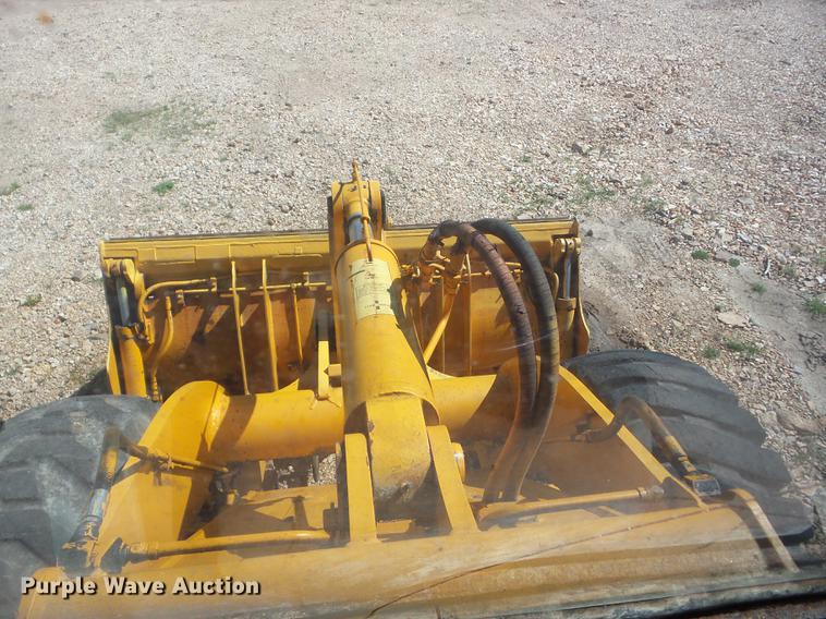 image for item J8514 1991 Dresser 515C wheel loader