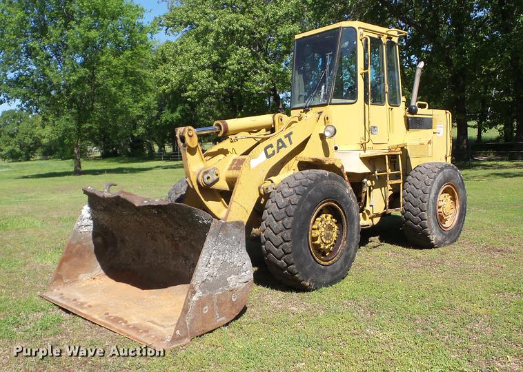 image for item J8518 1989 Caterpillar 926E wheel loader