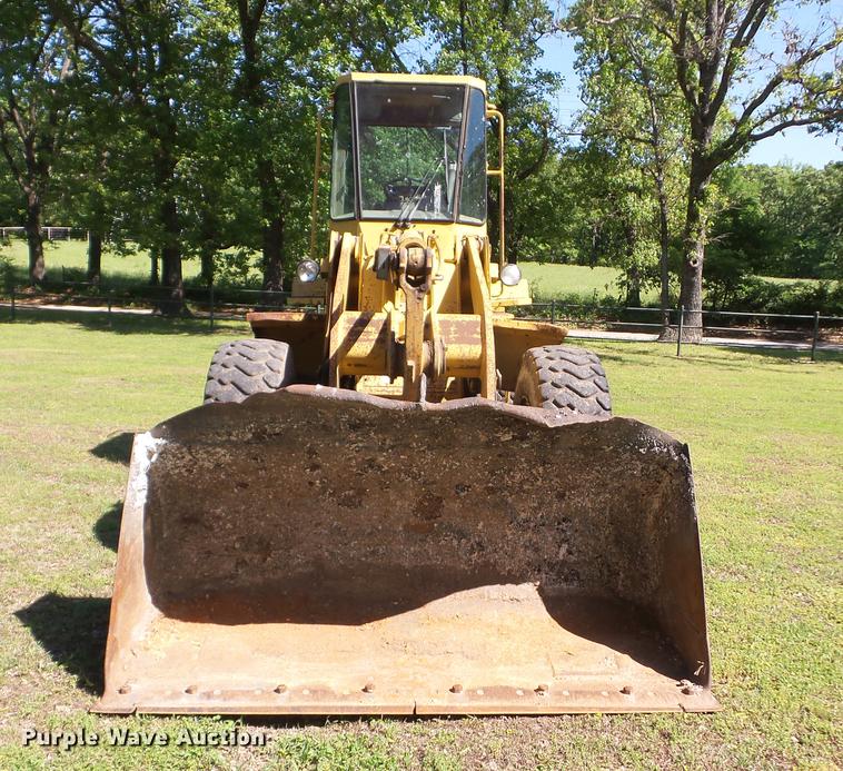 image for item J8518 1989 Caterpillar 926E wheel loader