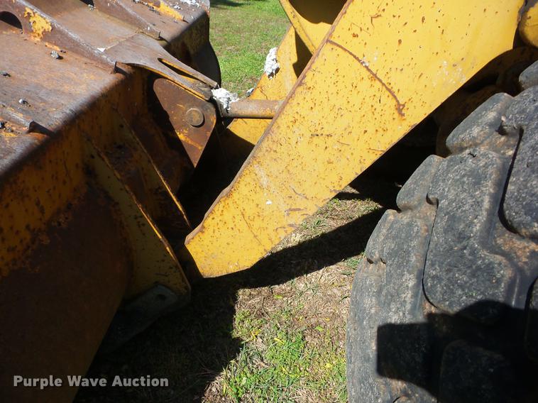 image for item J8518 1989 Caterpillar 926E wheel loader