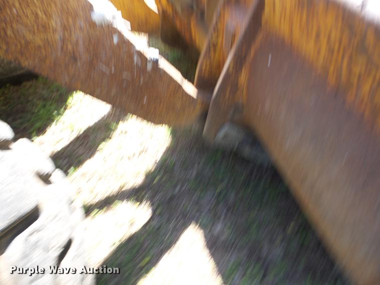 image for item J8518 1989 Caterpillar 926E wheel loader