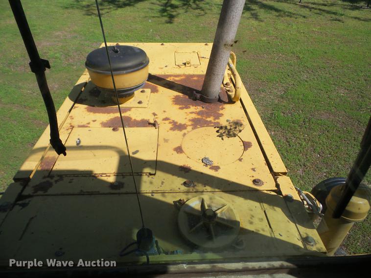 image for item J8518 1989 Caterpillar 926E wheel loader