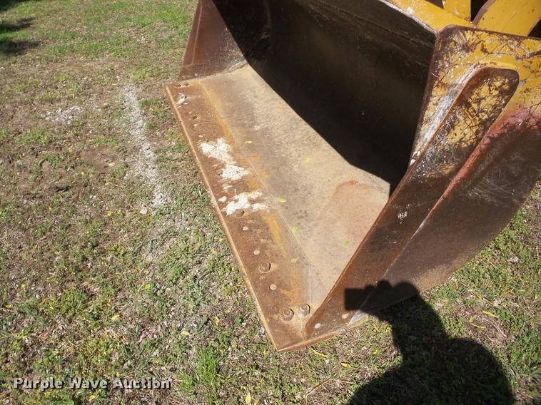 image for item J8520 Kawasaki 60Z III wheel loader