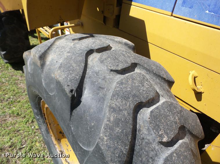 image for item J8520 Kawasaki 60Z III wheel loader