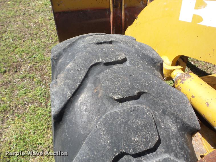 image for item J8520 Kawasaki 60Z III wheel loader