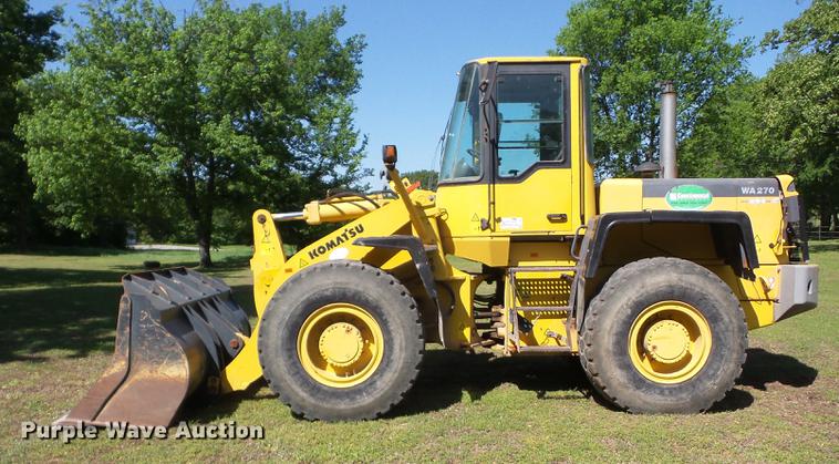 image for item L4368 2002 Komatsu WA270 wheel loader