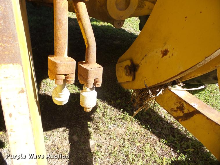 image for item L4368 2002 Komatsu WA270 wheel loader