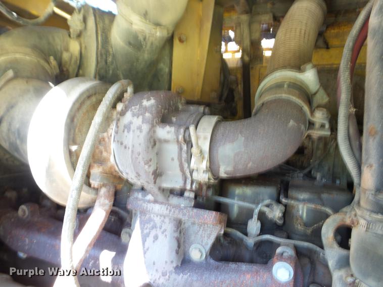 image for item L4368 2002 Komatsu WA270 wheel loader